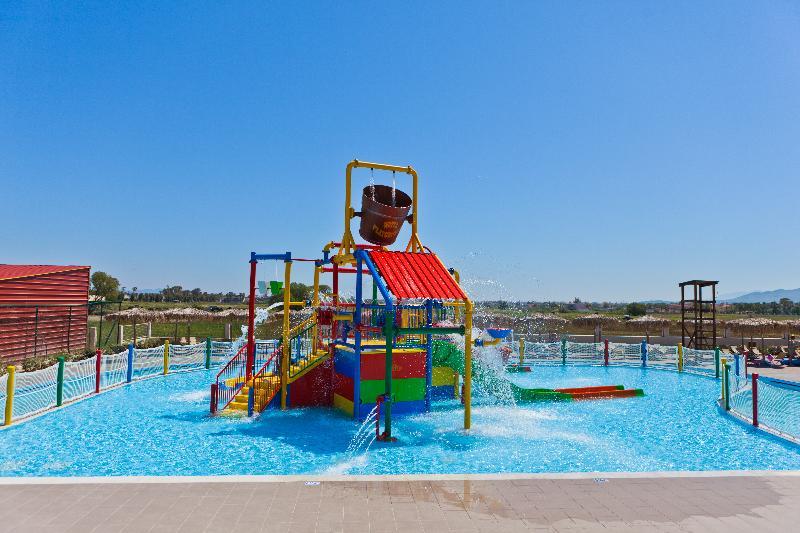 Blue Lagoon Resort Koszalin Eksteriør bilde